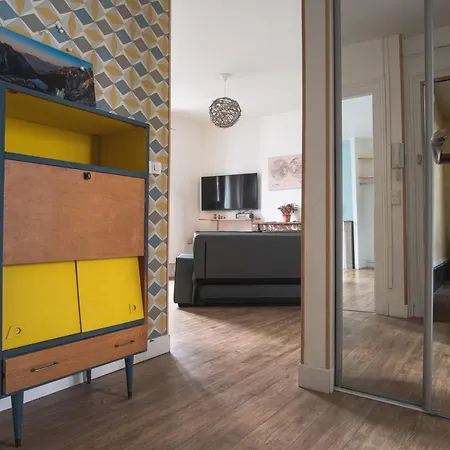 Cosy, De Apartamento